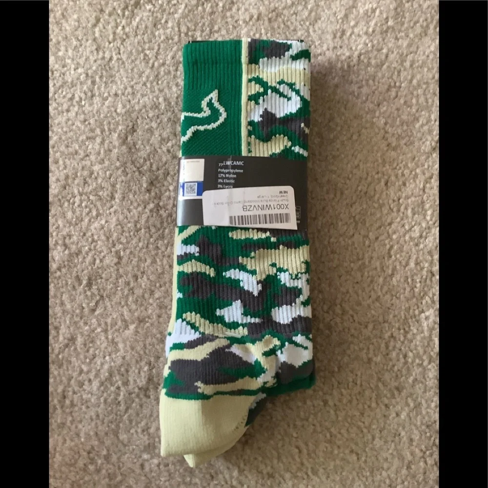 TCK sports Crew Sock NWT South Florida Bulls green camouflage XL pro dri